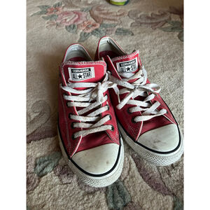 Converse red size 11M